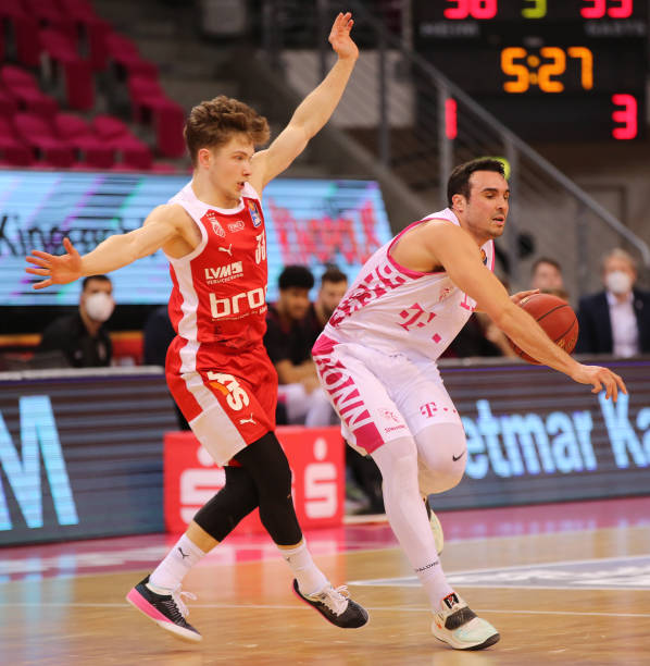 姆的铁血防 姆的铁血防